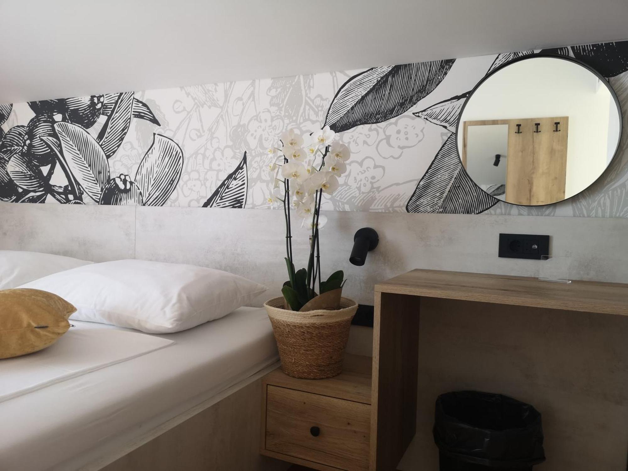 Memori Bed&Breakfast Rab Town Exterior foto